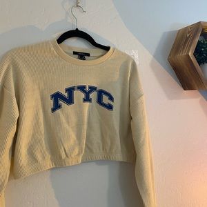 nyc long sleeve crop top